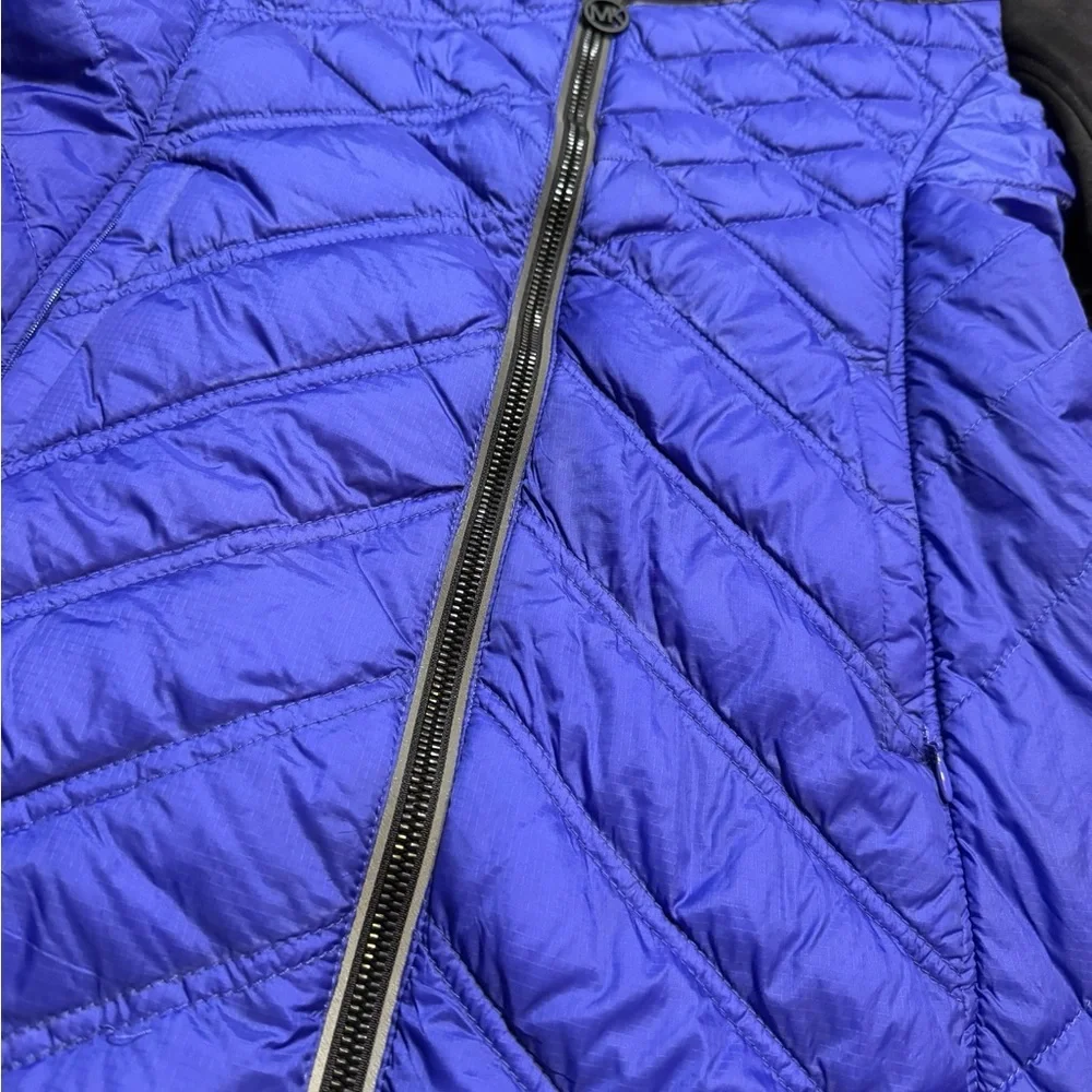 🧥✨‎ Michael Kors V-Chest Down Fill Puffer Jacket Black Blue Small ✨🧥